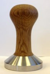 Темпер "CLASSIC" металлический с деревяной ручкой